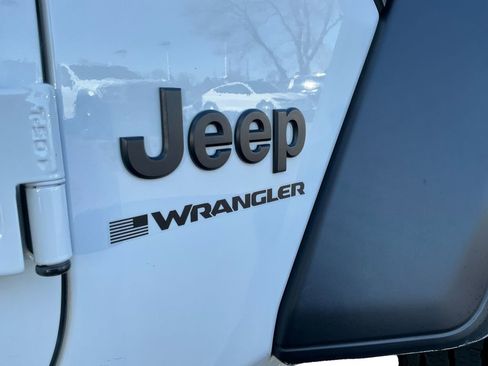 Used 2024 Jeep Wrangler Sport S image 23