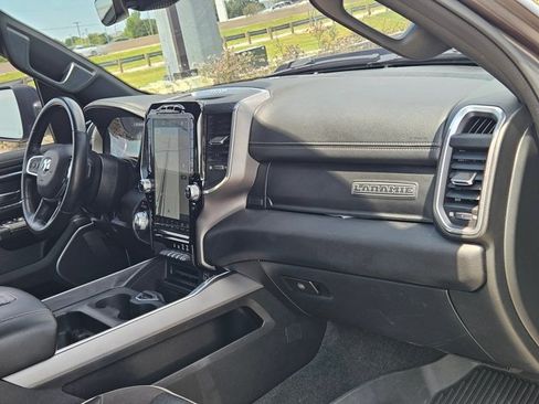 Used 2023 RAM 1500 Laramie AWD/4WD image 22