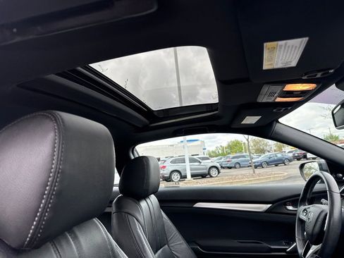 Certified 2019 Honda Civic EX image 18