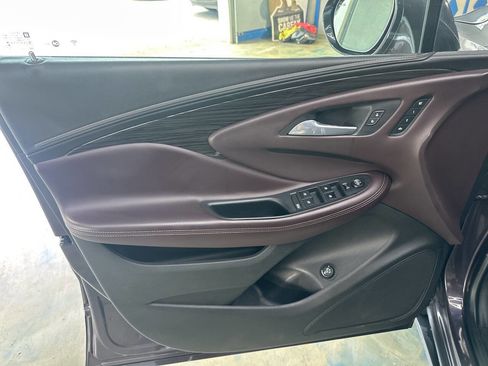 Used 2017 Buick Envision Essence image 19