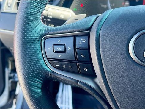 Used 2023 Lexus ES 350 F Sport image 16