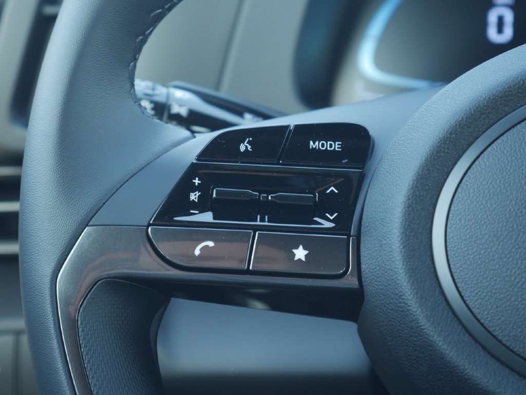 New 2026 Hyundai Elantra Sport FWD image 34