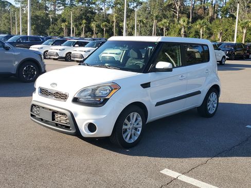 Used 2012 Kia Soul + image 3
