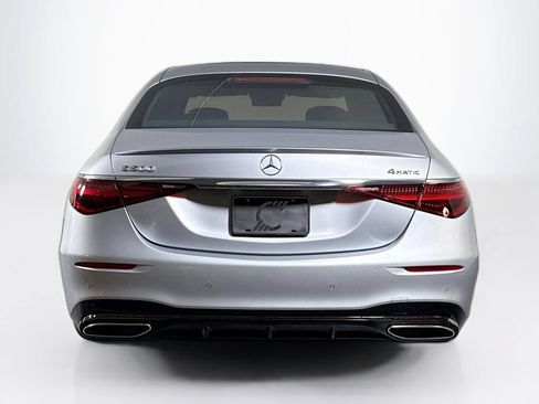 Used 2023 Mercedes-Benz S 500 4MATIC image 4
