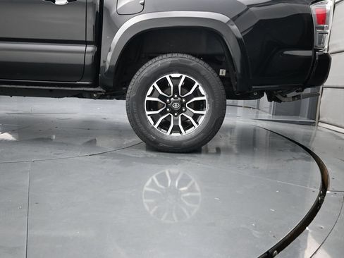 Used 2023 Toyota Tacoma TRD Sport w/ Advanced Technology Package AWD/4WD image 14