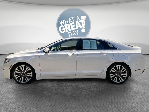 Used 2019 Lincoln MKZ Reserve AWD/4WD image 7