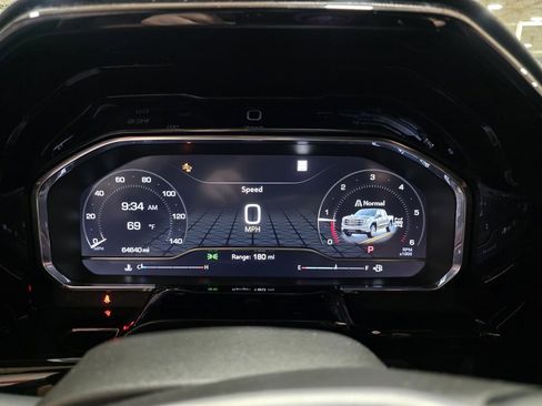 Used 2022 GMC Sierra 1500 SLT w/ SLT Convenience Package image 33