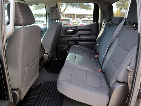 Used 2022 Chevrolet Silverado 1500 LT image 18