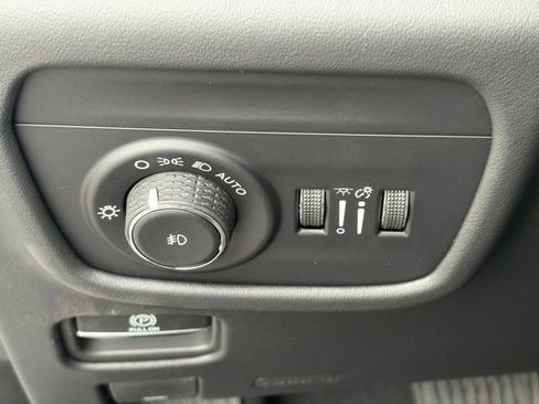 New 2026 Jeep Grand Cherokee Summit AWD/4WD image 24