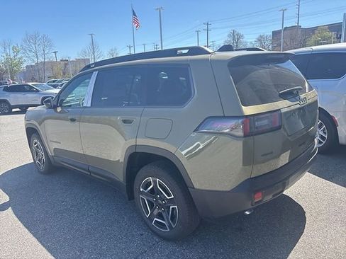 New 2026 Jeep Cherokee Laredo image 7