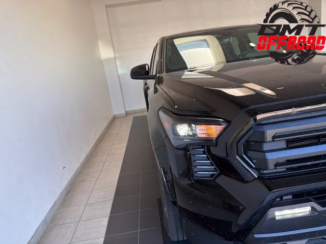 Certified 2026 Toyota Tacoma SR5 AWD/4WD image 4