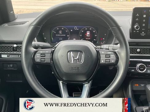 Used 2025 Honda Civic Sport image 14