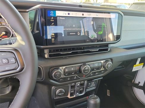 New 2026 Jeep Gladiator Sport image 22