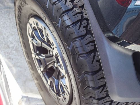 Used 2024 Ford Bronco Raptor AWD/4WD image 10