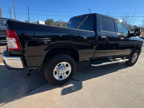 Used 2024 RAM 2500 Big Horn w/ Bed Utility Group image 8