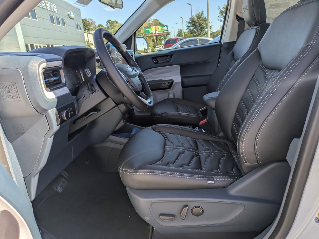 New 2026 Ford Maverick XLT w/ XLT Luxury Package FWD image 20