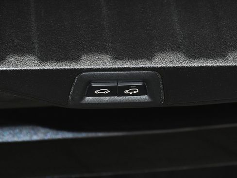 Used 2023 BMW X5 xDrive45e w/ M Sport Package image 83