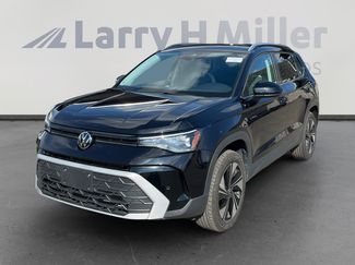 Used 2025 Volkswagen Taos SE AWD/4WD video 1
