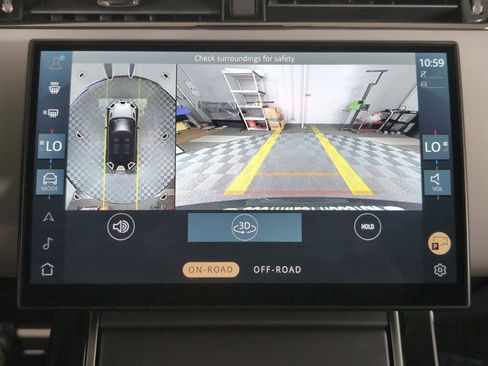 New 2025 Land Rover Range Rover Evoque Dynamic SE image 24