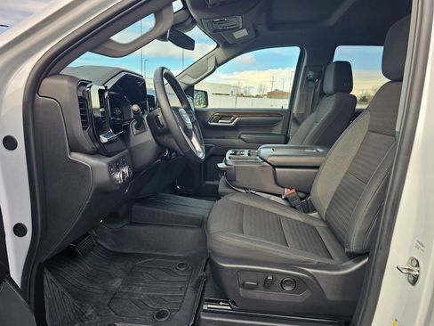 Used 2024 GMC Sierra 1500 Elevation w/ LPO, Elevation Black Package image 42