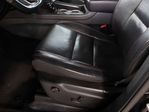 Used 2022 Dodge Durango R/T w/ Blacktop Package AWD/4WD image 49