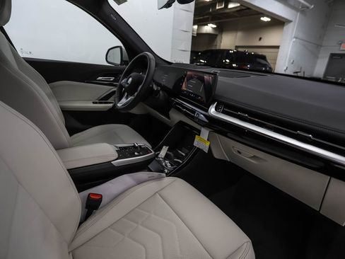 New 2026 BMW X1 xDrive28i w/ Technology Package image 30