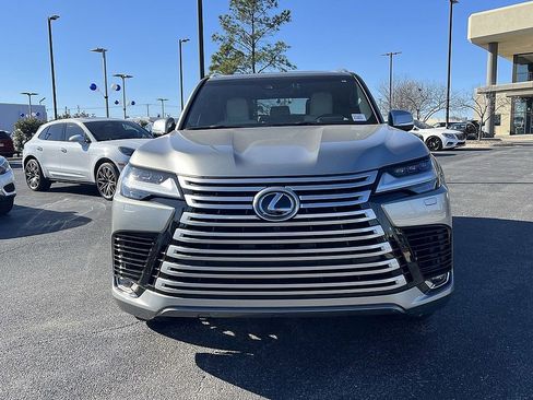 Used 2023 Lexus LX 600 4WD w/ Accessory Package (Z1) image 8