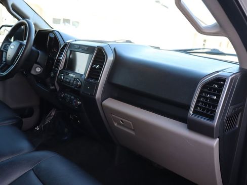 Used 2019 Ford F150 XLT w/ Trailer Tow Package image 17