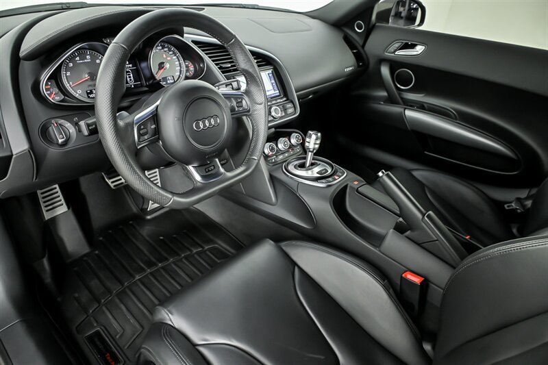 Used 2011 Audi R8 V8 AWD/4WD image 15