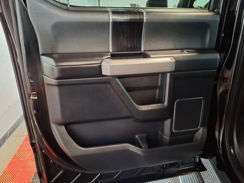 Used 2018 Ford F150 Platinum w/ Technology Package AWD/4WD image 15