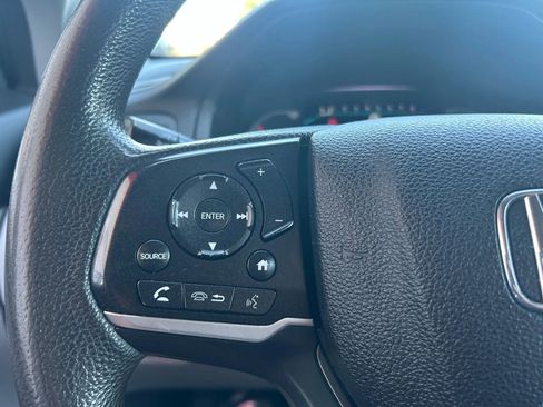 Used 2020 Honda Pilot LX image 6