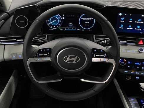 New 2026 Hyundai Elantra Limited image 14