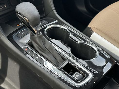 Certified 2023 Chevrolet Equinox Premier image 30