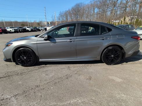 Certified 2026 Toyota Camry SE w/ Convenience Package image 3