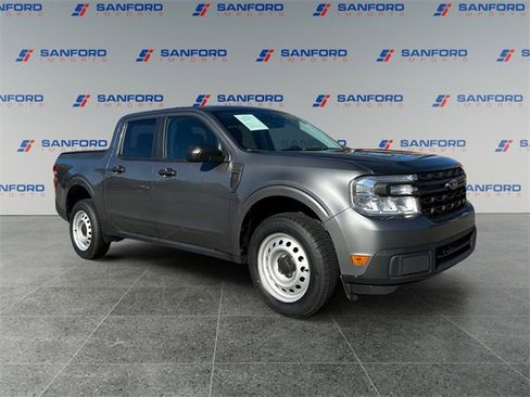Used 2023 Ford Maverick XL image 7