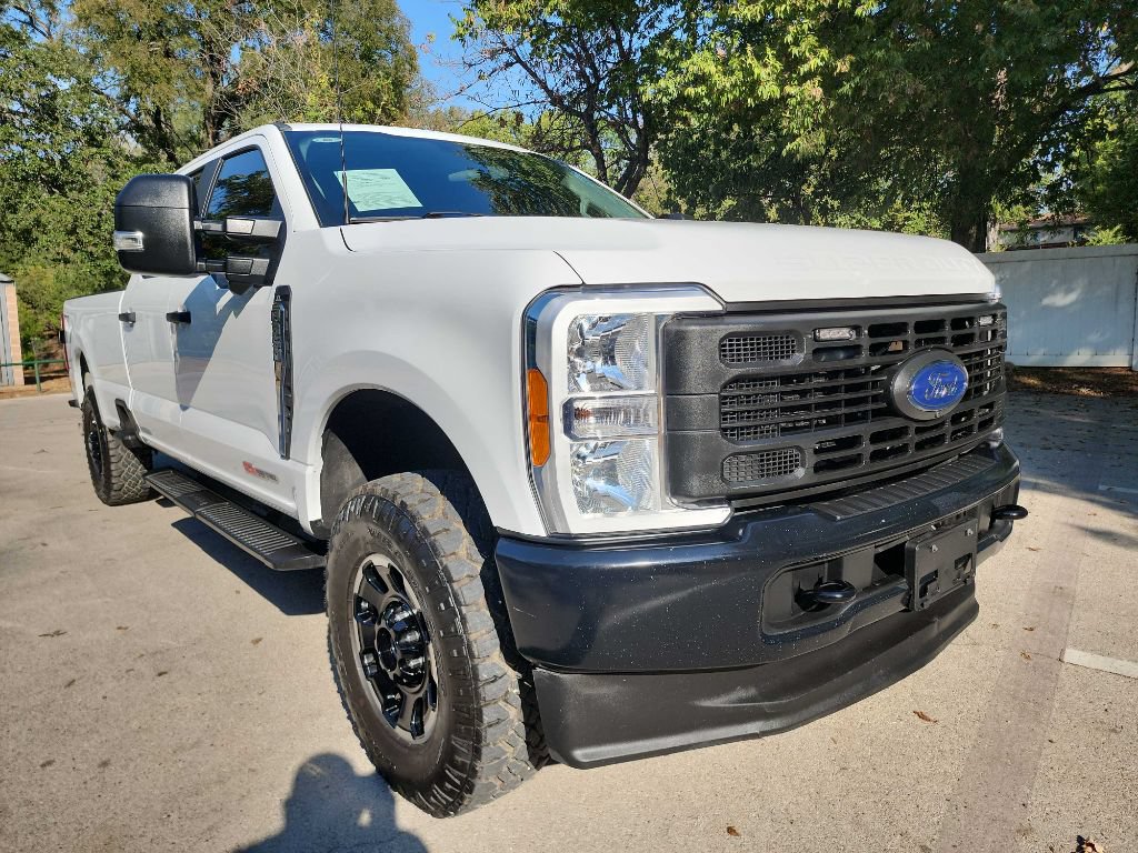 Used 2023 Ford F350 XL w/ 360-Degree Camera Package AWD/4WD image 1