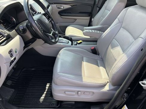 Used 2019 Honda Pilot Elite image 26