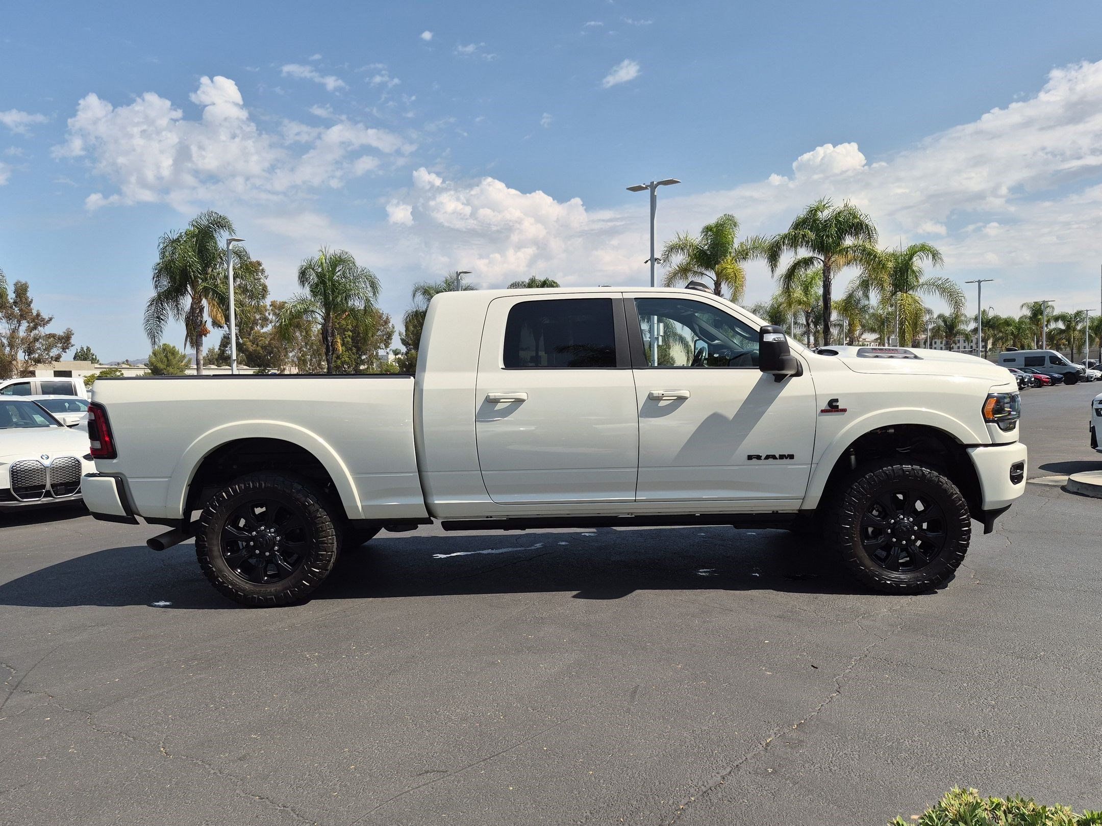 Used 2023 RAM 2500 Limited AWD/4WD image 11