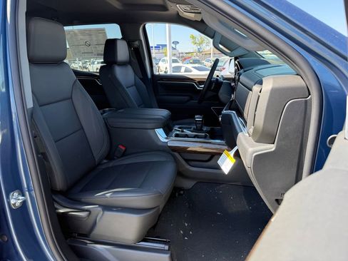 New 2026 GMC Sierra 1500 Elevation w/ Elevation Premium Package AWD/4WD image 24