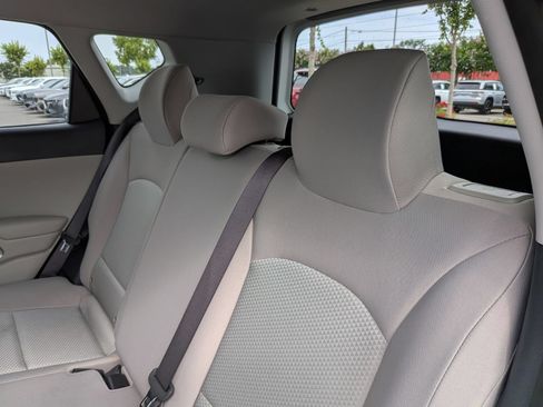Used 2025 Kia Soul LX w/ LX Technology Package FWD image 29