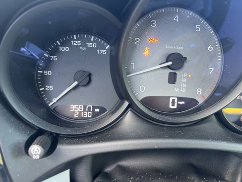 Used 2023 Porsche Macan S image 7