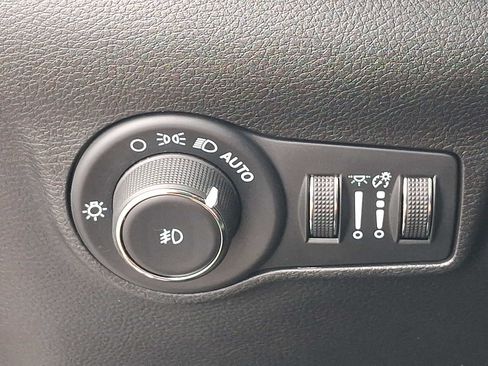 Used 2024 Jeep Compass Limited AWD/4WD image 26