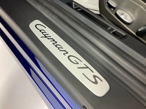 Certified 2025 Porsche 718 Cayman GT4 image 8