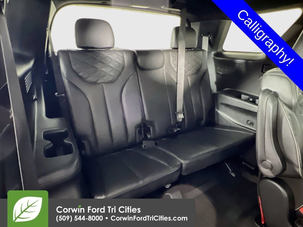 Used 2022 Hyundai Palisade Calligraphy AWD/4WD image 17