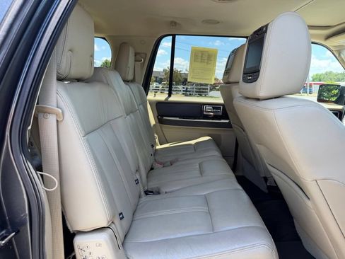 Used 2015 Lincoln Navigator L 4WD w/ Equipment Group 101A Reserve image 40