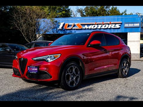 Used 2022 Alfa Romeo Stelvio Sprint image 1