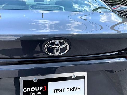 Used 2024 Toyota Corolla LE FWD image 31