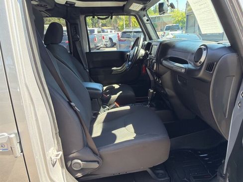 Used 2016 Jeep Wrangler Unlimited Sport w/ Quick Order Package 24S AWD/4WD image 22