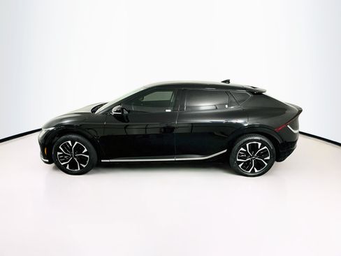 Used 2022 Kia EV6 Wind RWD image 4