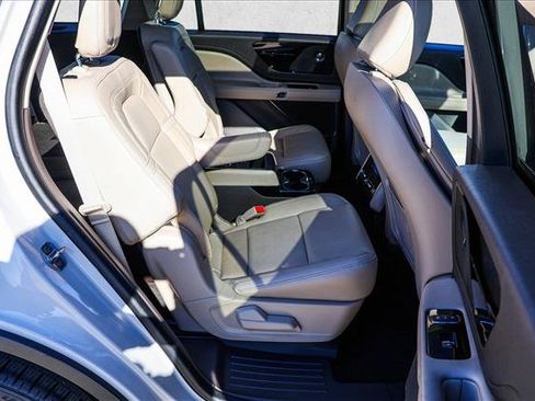 Used 2023 Lincoln Aviator Reserve w/ Equipment Group 201A AWD/4WD image 26